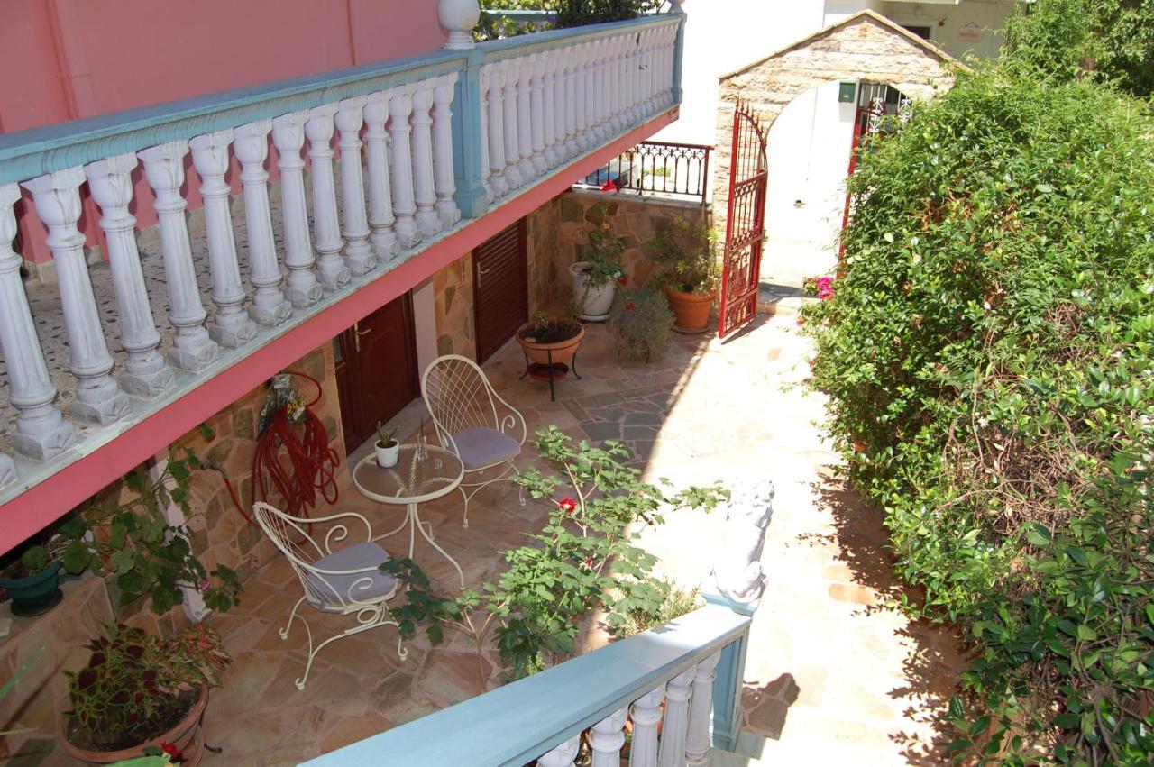 Alkyoni Apartments & Studios Poros  Exterior foto